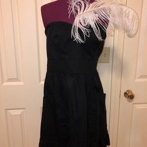 🥰 Pretty Black Dress!